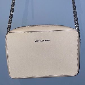 Michael Kors Beige Jet Set Crossy